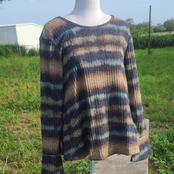 Hannah Sweaters - Hannah Striped Ribbed Crewneck Sweater in Blue and Brown